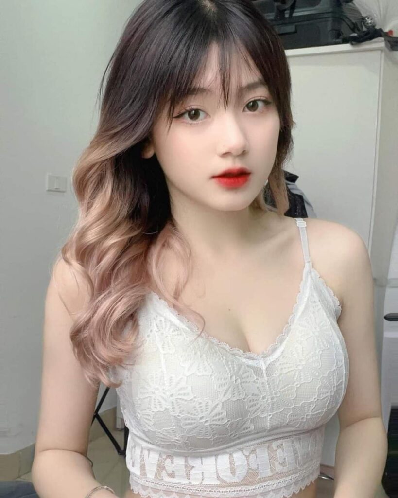 Hình Ảnh Gái Xinh Lớp 7 Xu Hướng Thời Trang Gây Tranh Cãi Trên Mạng Xã Hội Việt Nam