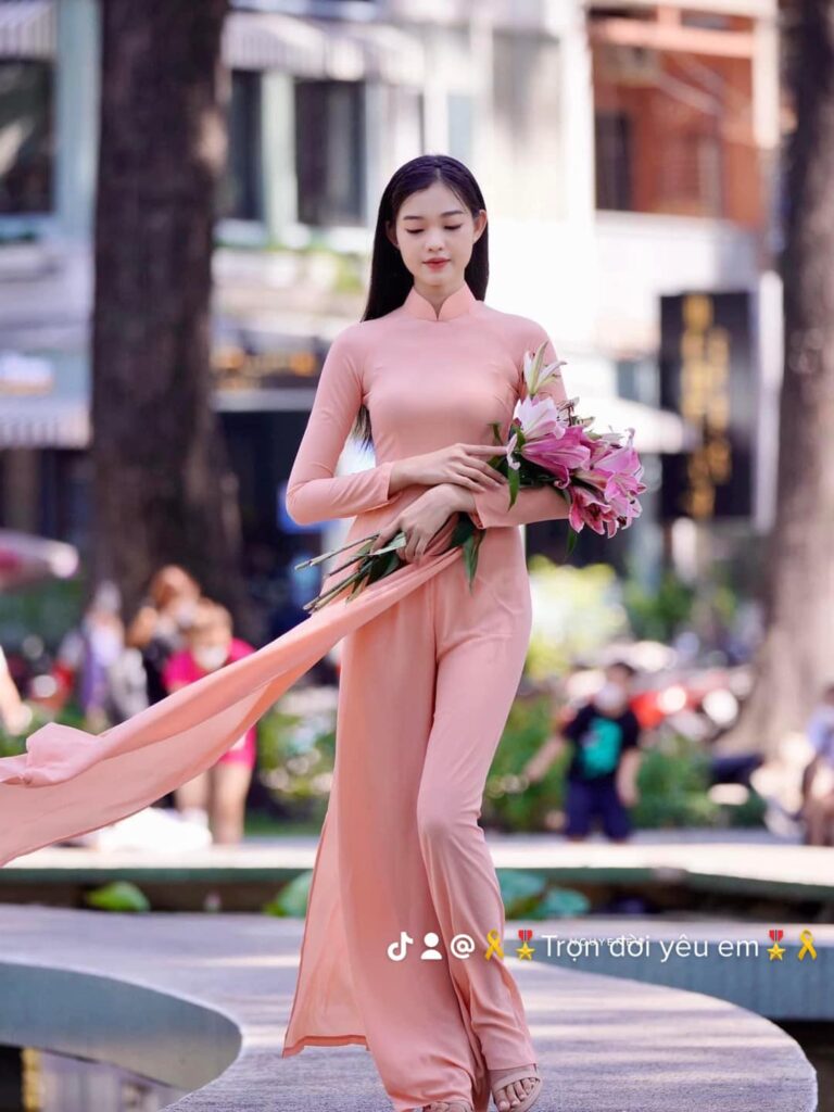 Ảnh Gái Xinh Thật – Những Hình Ảnh Quyến Rũ, Đầy Cảm Hứng Về Vẻ Đẹp Hình Thể