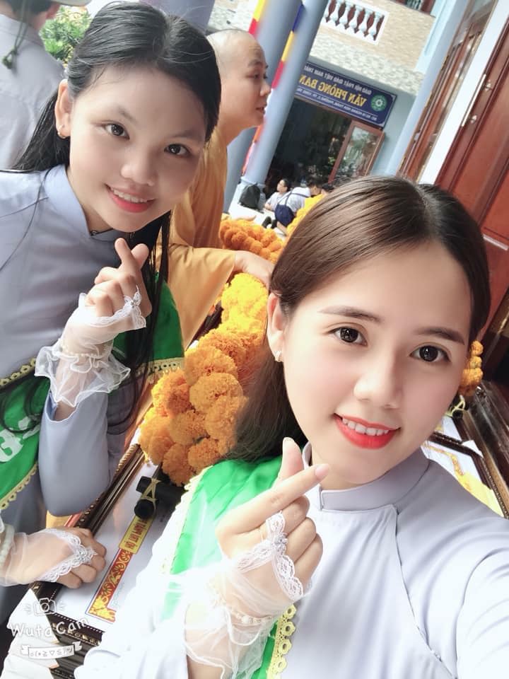 Hình Gái Xinh Mặc Bikini Xu Hướng Quyến Rũ Và Phong Cách Sân Biển Sôi Động
